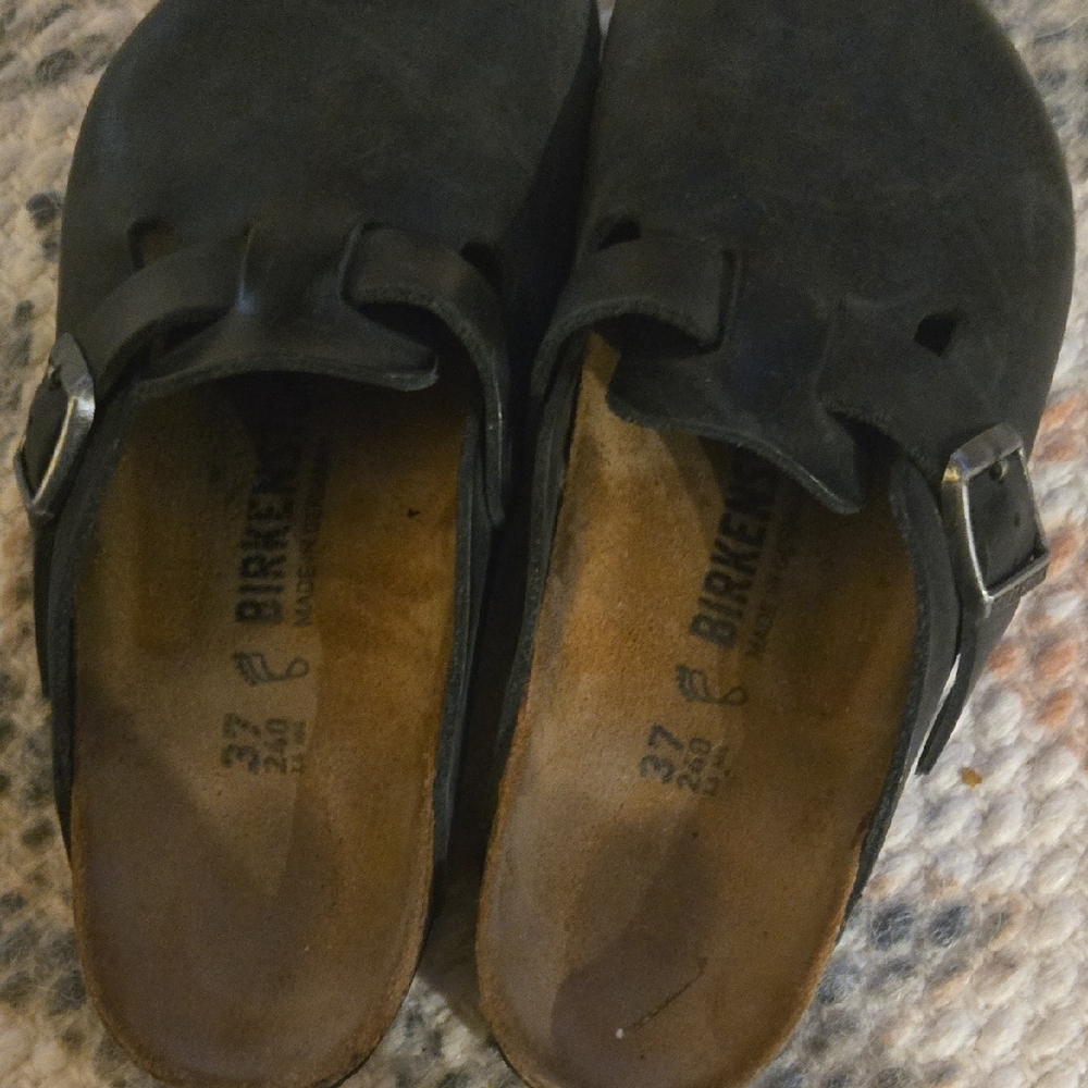 Birkenstock Bostons Black Leather
